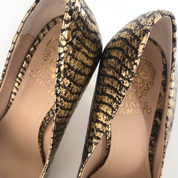 Vince Camuto Kain Snake Pointed Toe Heel - Picture 5 of 8